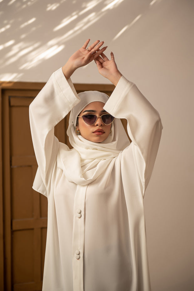 SHEHZADI WHITE (THF-1028)